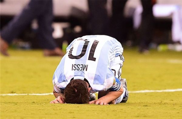 Messi đá hỏng Penalty cũng là... chuyện của khoa học