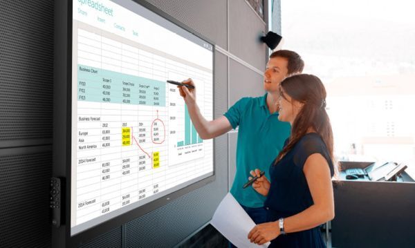 Dell tung ra màn hình cảm ứng 