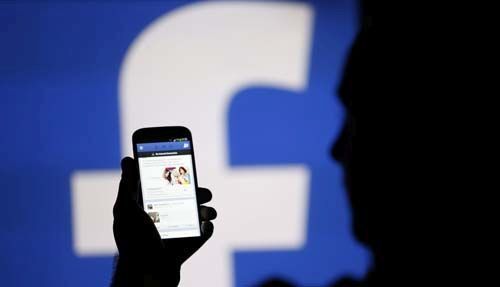 Facebook bị kiện vì... để khủng bố sử dụng mạng xã hội