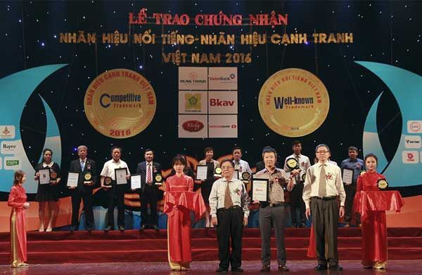 Bkav được vinh danh tại Top 10 Nhãn hiệu nổi tiếng nhất Việt Nam lần thứ 4 liên tiếp