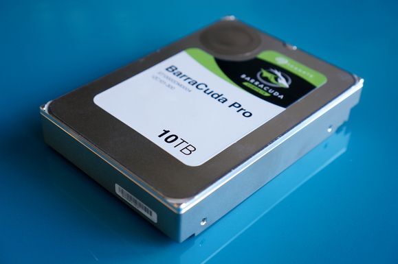 Doanh số PC toàn cầu tiếp tục giảm trong quý 2/2016