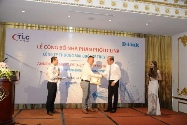 Thủy Linh (TLC) trở thành nhà phân phối mới của D-Link