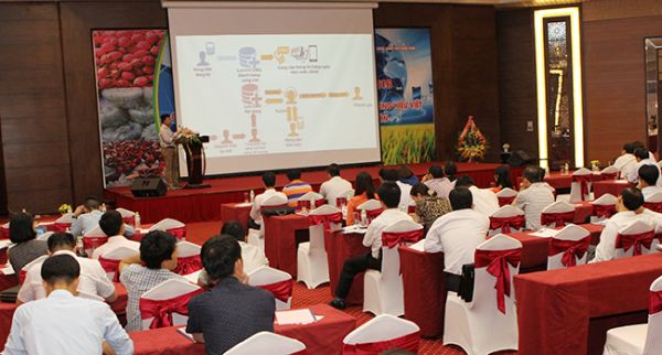 Đề xuất giảm 50% gói cước di động, Internet cho nông dân