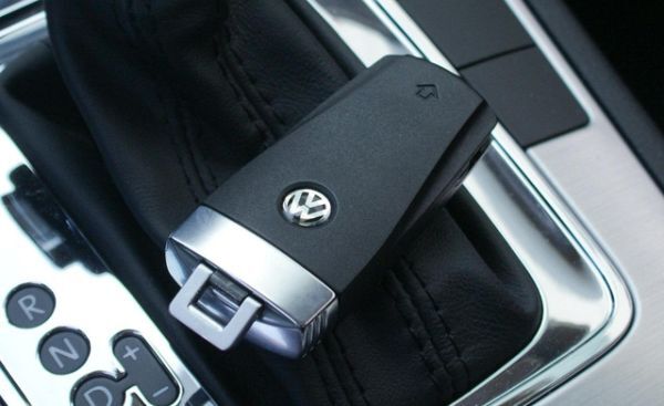 Volkswagen đứng trước nguy cơ bị hack 100 triệu ô tô