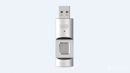 Máy quét vân tay được đặt ngay trên phần thân của U-Disk