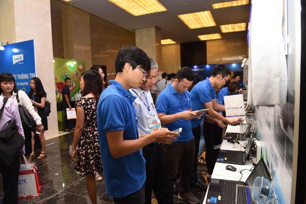 công nghệ 4G, Internet of Things, IoT, thị trường IoT, 4G, triển khai công nghệ 4G, đầu tư cho IoT, VNPT Technology, Smart Connected Platform, 