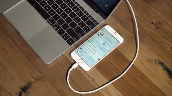 Apple chính thức
