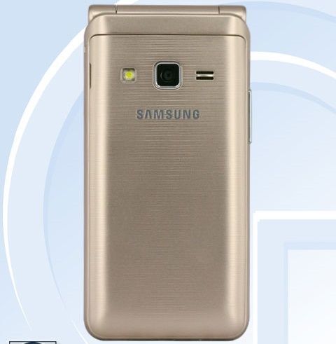 Smartphone nắp gập của Samsung sắp ra mắt 