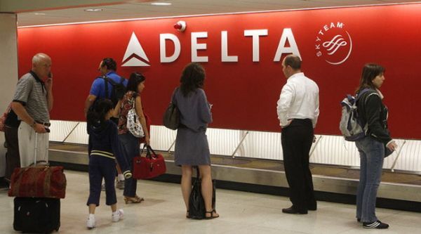 Delta Airlines tê liệt do hệ thống máy tính trục trặc