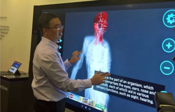 Surface Hub, máy tính chuyên dụng dành cho phòng họp