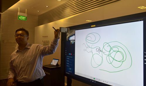 Surface Hub, máy tính chuyên dụng dành cho phòng họp