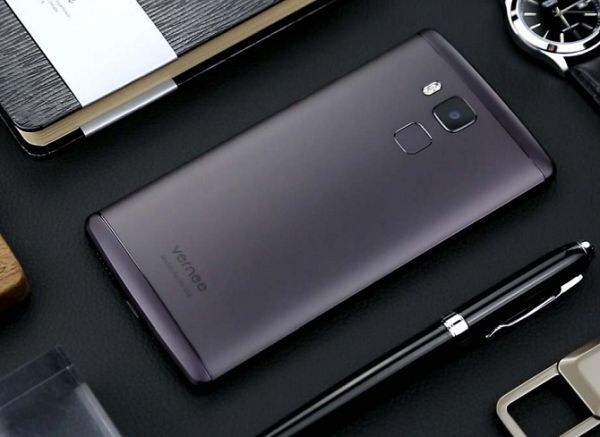 Smartphone đầu tiên sử dụng Helio X30 và Snapdragon 830 chuẩn bị ra mắt?