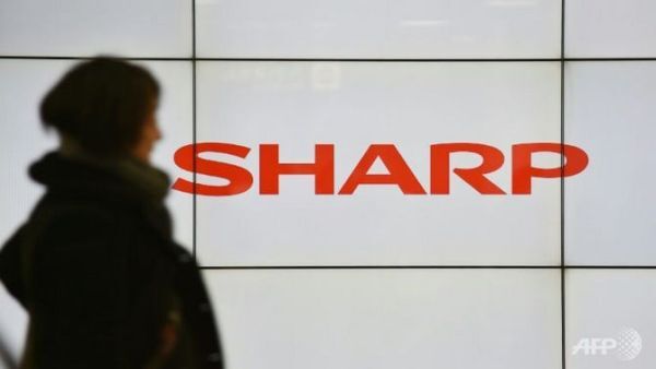 sharp, foxconn, màn hình oled, màn hình điện thoại, apple, iphone 8