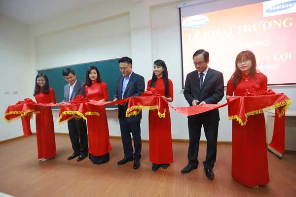 Samsung Lab tại Đại học Thủy Lợi Hà Nội chính thức khai trương