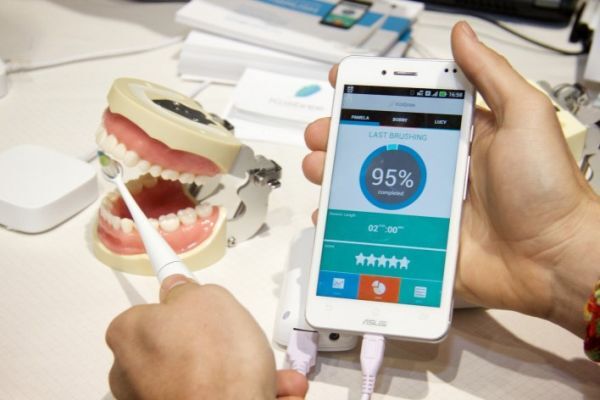 kolibree ara, bàn chải thông minh, trí tuệ nhân tạo, ios, android