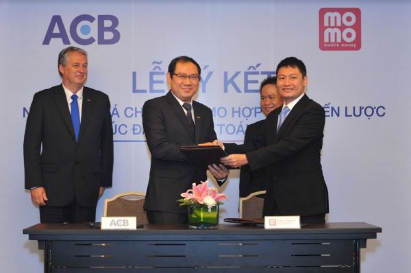 Ngân hàng ACB và MoMo tác chiến lược thúc đẩy mobile payment tại Việt Nam