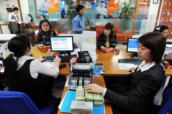 Các ngành Tài chính – Ngân hàng, Bán lẻ, CNTT đứng đầu nhu cầu tuyển dụng cấp cao
