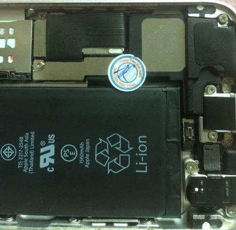 Thế Giới Di Động bán iPhone 5S hàng 