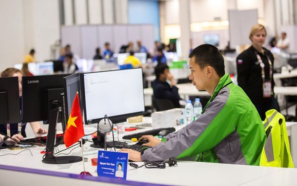 Samsung, Samsung Việt Nam, kỳ thi Tay nghề Thế giới, đào tạo tay nghề, đào tạo nghề, Samsung WorldSkills Training Center, 