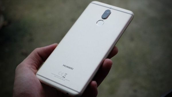 Thị trường di động lên cơn “sốt” bởi Nova 2i