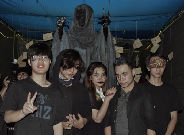 Gần 1000 sinh viên các trường Đại học tham gia Halloween 2017 - The Door