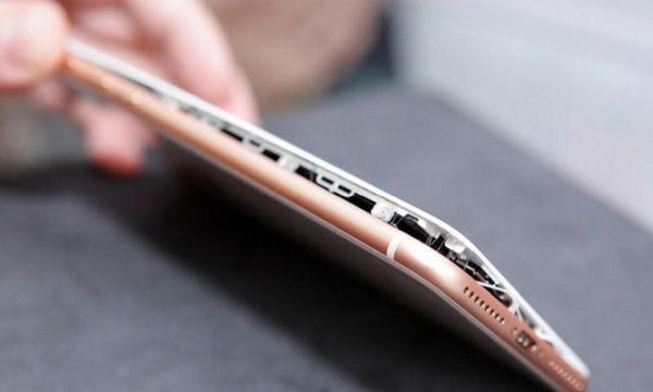 Ngày càng nhiều người dùng iPhone 8 Plus gặp hiện tượng bị phồng pin