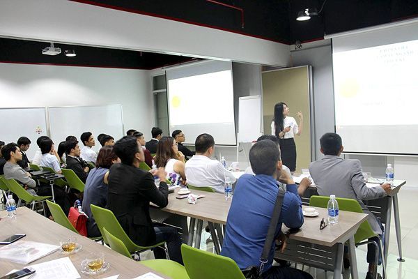 khởi nghiệp, Startup, Mắt Bão, Tên miền, Startup Zone 2017,