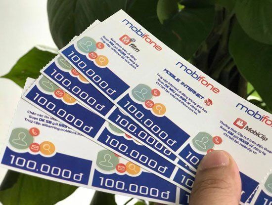 MobiFone khuyến mại khi tặng 100% giá trị thẻ nạp cho thuê bao trả trước
