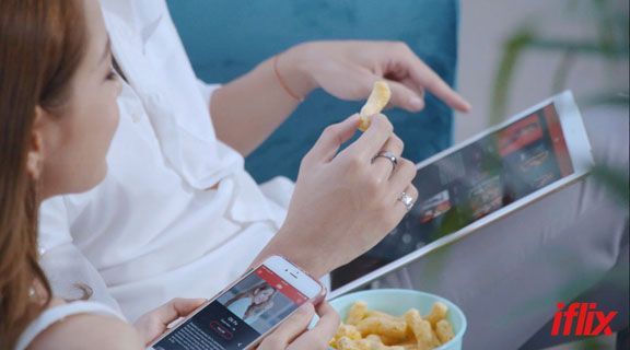 Chi Pu và Soobin Hoàng Sơn là đại sứ thương hiệu iflix tại Việt Nam