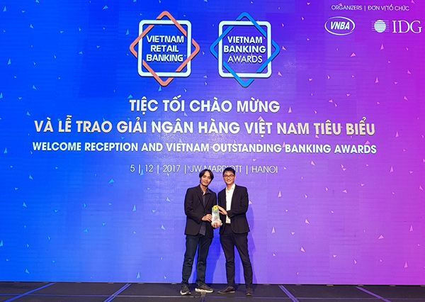 MoMo nhận giải thưởng Fintech tiêu biểu, lọt Top 100 sản phẩm Tin và Dùng 2017