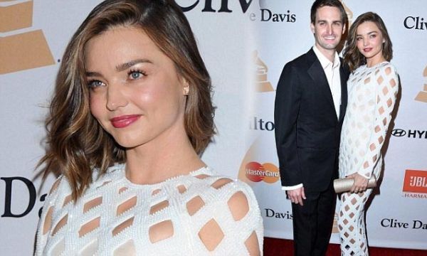 Siêu mẫu Miranda Kerr cáo buộc Facebook ăn cắp ý tưởng của Snapchat