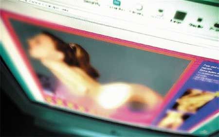 Triệt phá web sex do lập trình viên 9X điều hành
