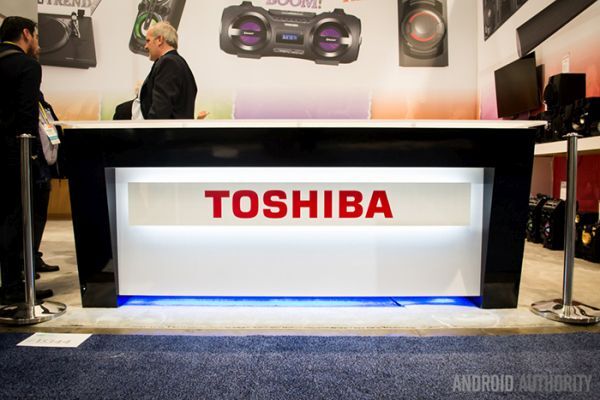 Toshiba đứng bên bờ vực phá sản vì thua lỗ