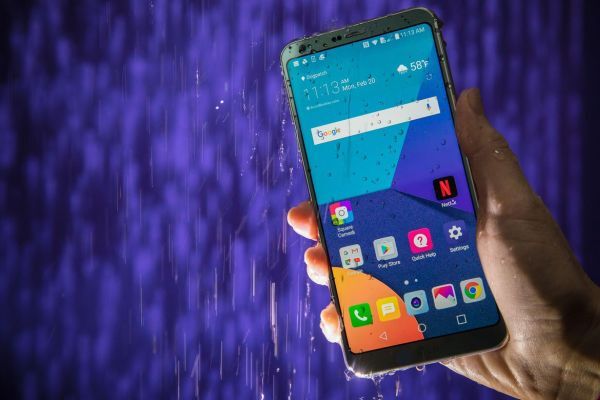 LG G6 chính thức trình làng: Màn hình 18:9 siêu rộng, chống nước IP68
