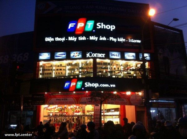 FPT công bố lợi nhuận sau thuế gần 2 nghìn tỷ đồng