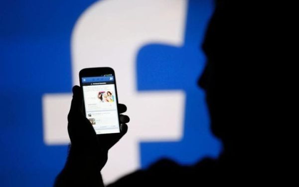Facebook, chính quyền, giao dịch trực tuyến, khủng bố, rửa tiền