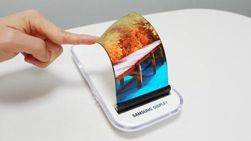 Smartphone màn hình uốn dẻo của Samsung có thể sẽ ra mắt trong năm nay