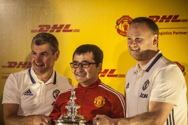 Danh thủ M.U đến Việt Nam tham gia “Cùng DHL đồng hành Khoảnh khắc huyền thoại”