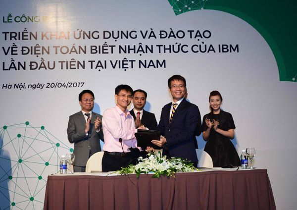 IBM và Five9 ký kết hợp tác phát triển điện toán biết nhận thức tại Việt Nam