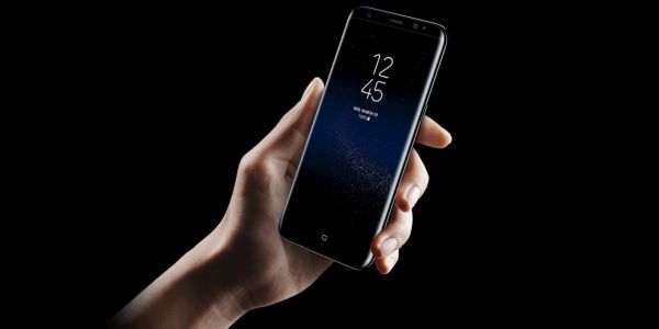 Sắc đỏ bí ẩn có thể không phải là vấn đề duy nhất mà Galaxy S8 gặp phải