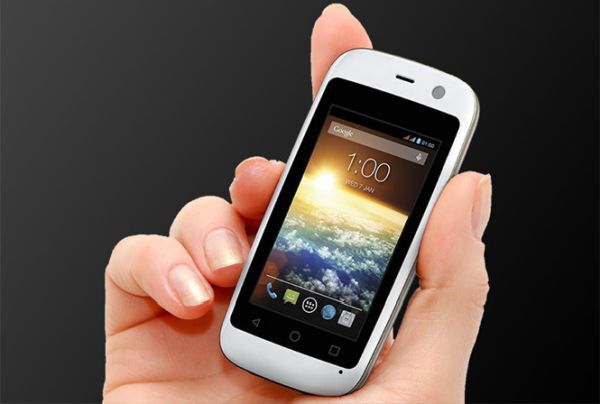Posh Mobile giới thiệu Smartphone nhỏ nhất thế giới, giá 55 USD