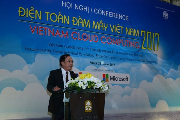 VINASA, điện toán đám mây, cách mạng công nghiệp lần thứ tư, Chuyển đổi kỹ thuật số, Cách mạng công nghiệp 4.0, Hội nghị Điện toán Đám mây Việt Nam 2017, Vietnam Cloud Computing Conference, Trường Chính sách Công Lý Quang Diệu, Vũ Minh Khương, 