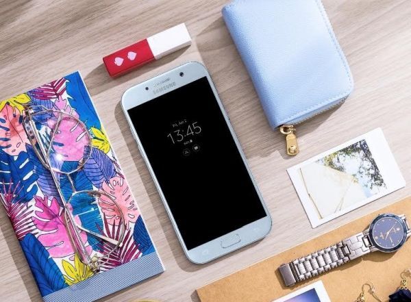 Galaxy A5 2017 có thêm phiên bản màu xanh pastel