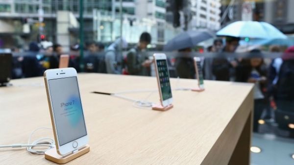 Apple đã thu về 10,1 tỷ USD từ việc bán smartphone trong quý 1/2017