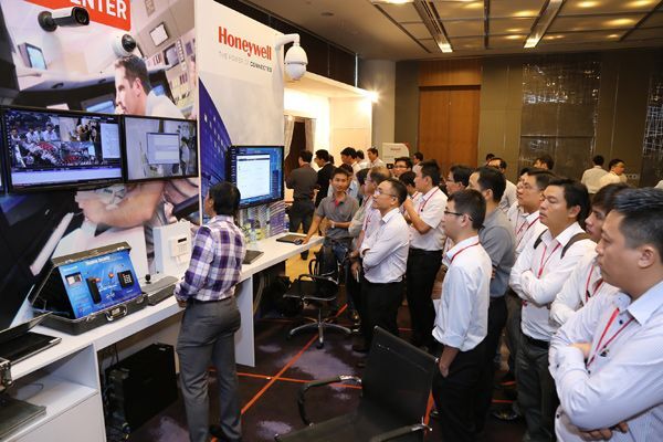 nhà thông minh, tiết kiệm năng lượng, Honeywell, Quản lý khách sạn, Quản lý tòa nhà, kết nối thông minh, Khách sạn Kết nối,