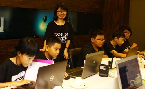 thi lập trình, cách mạng công nghiệp lần thứ tư, cách mạng 4.0, Trại hè Lập trình, Code for Vietnam 2017, Lập trình vì Việt Nam,