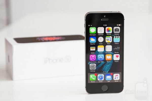 iPhone SE giảm giá sốc trên Best Buy, giá chỉ 200 USD