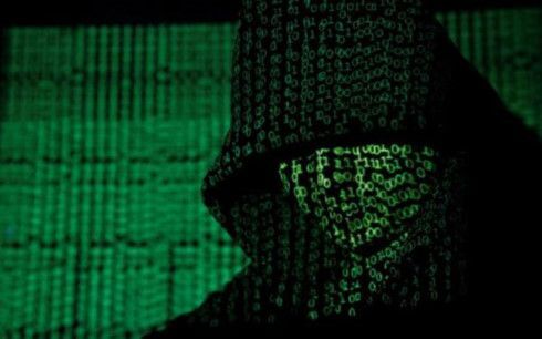 ukraine tim ra thu pham phat tan virus tan cong mang toan