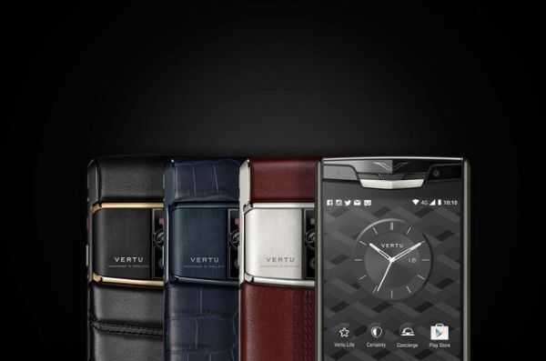 Điện thoại Vertu đang được bán đấu giá với giá rẻ như cho