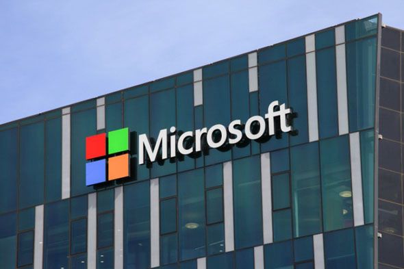 Microsoft từ bỏ mảng đi động, tập trung phát triển AI